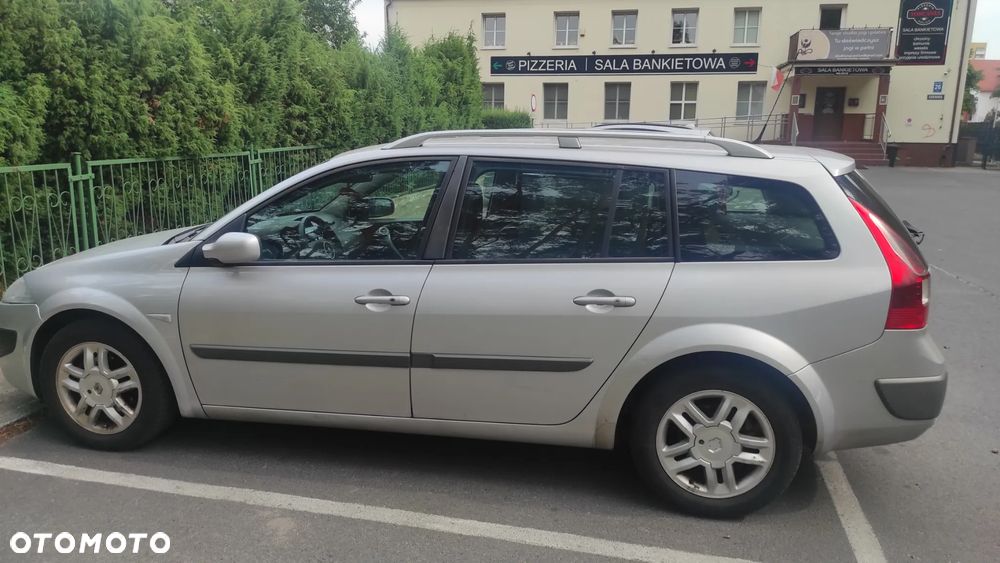 Renault Megane 1.5 dCi Authentique - 10