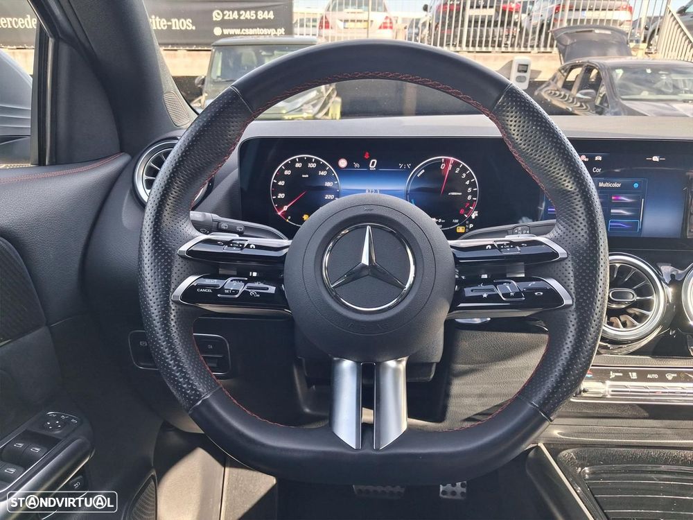 Mercedes-Benz GLA 250 e AMG Line - 24