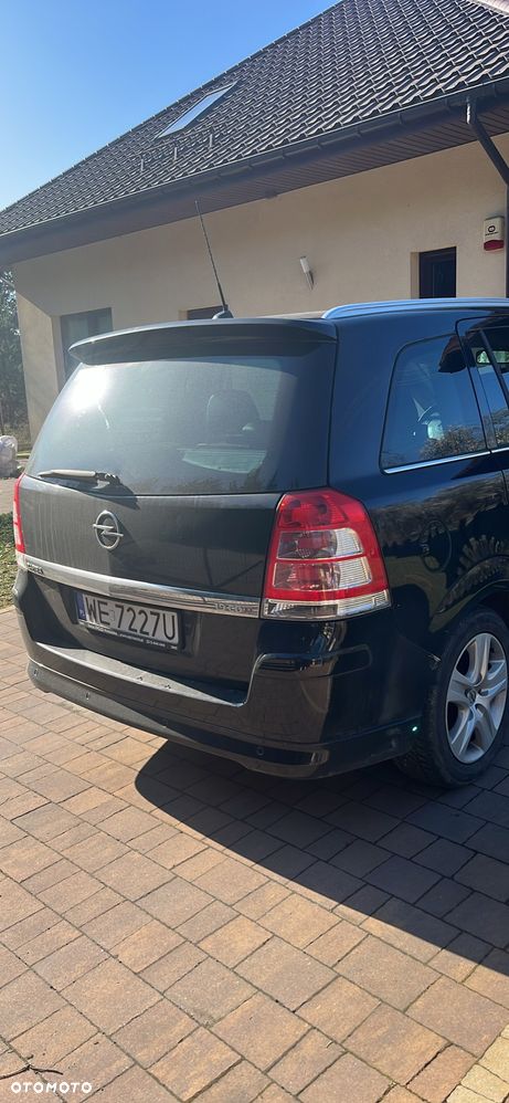 Opel Zafira 1.9 CDTI Sport ActiveSelect - 2