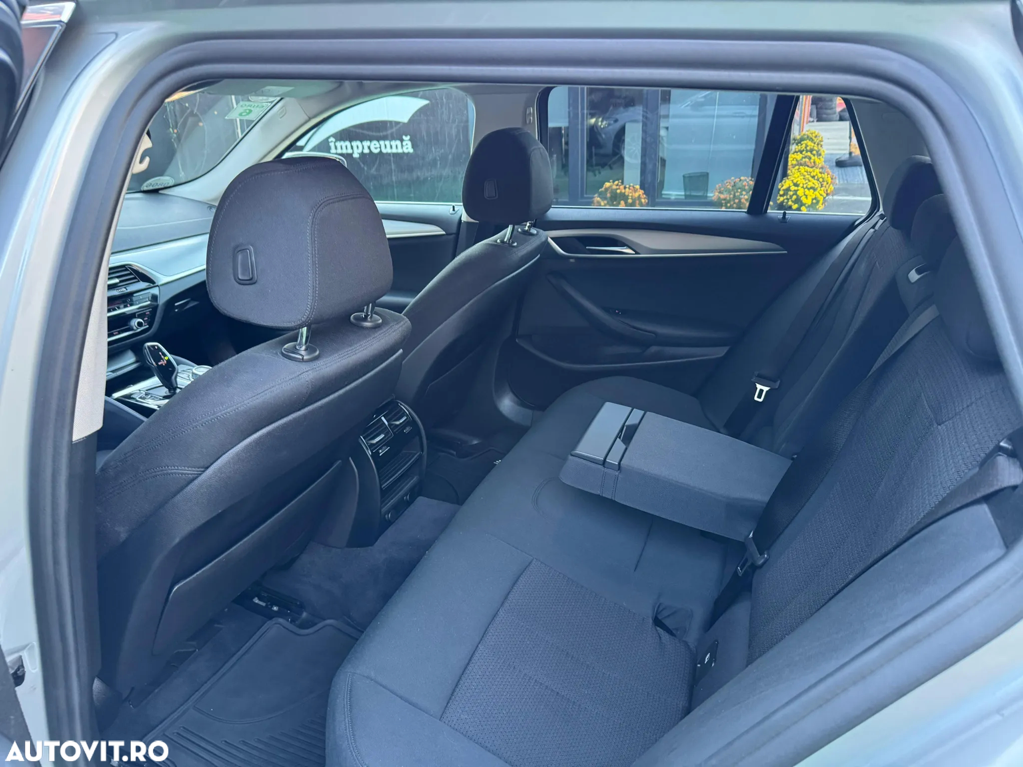 BMW Seria 5 520d Touring Aut. Luxury Line - 8