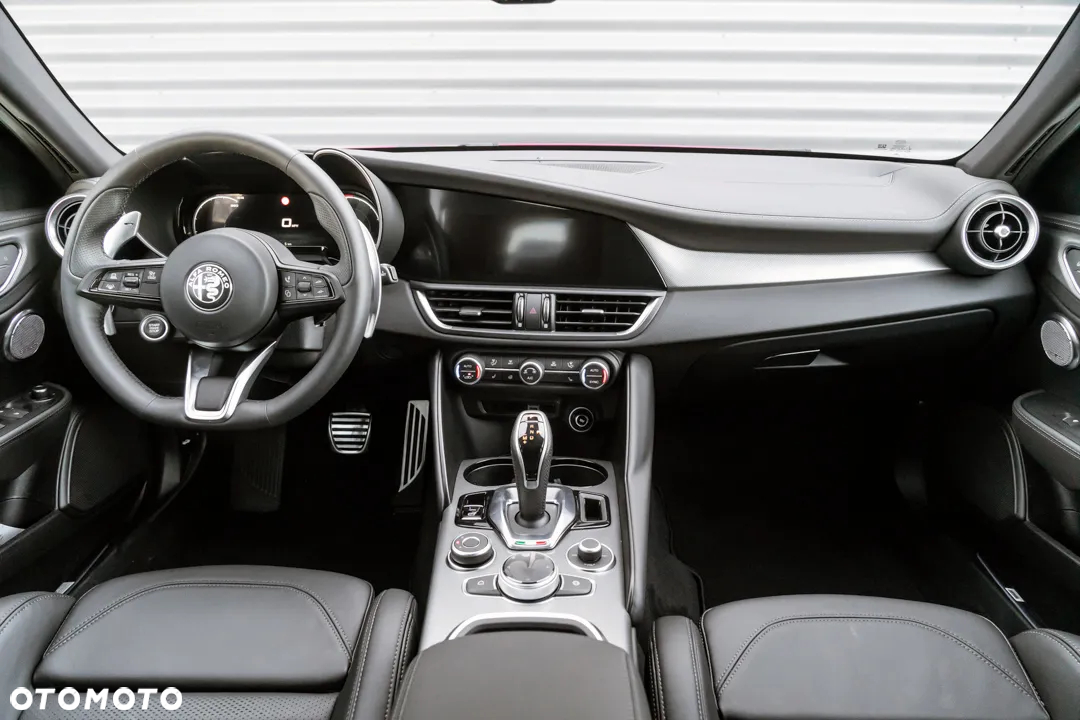 Alfa Romeo Giulia 2.0 Turbo Veloce Q4 - 11