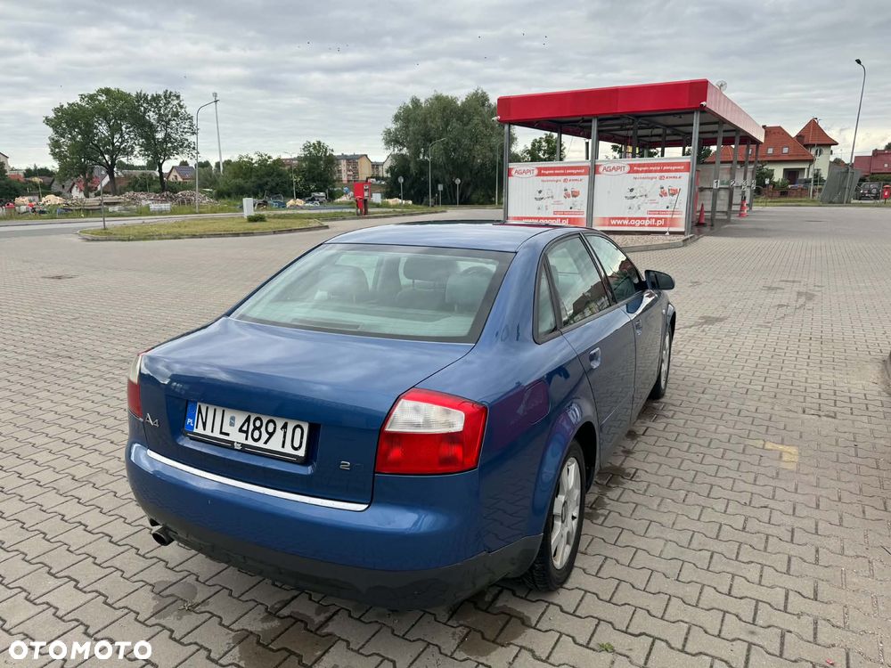 Audi A4 Limousine - 37