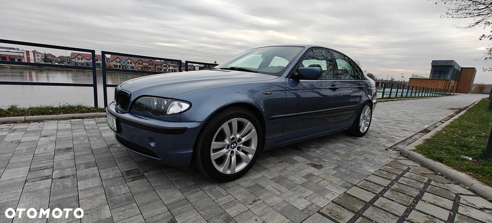 BMW Seria 3 320i - 2