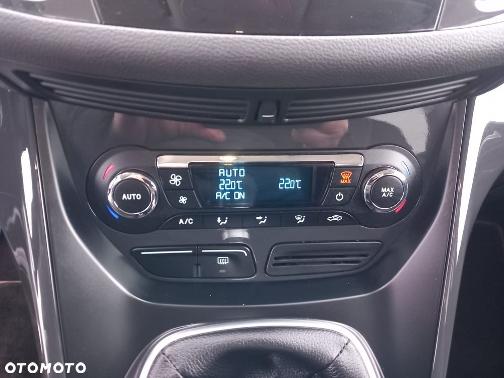 Ford Kuga 2.0 TDCi 4x4 Titanium - 15