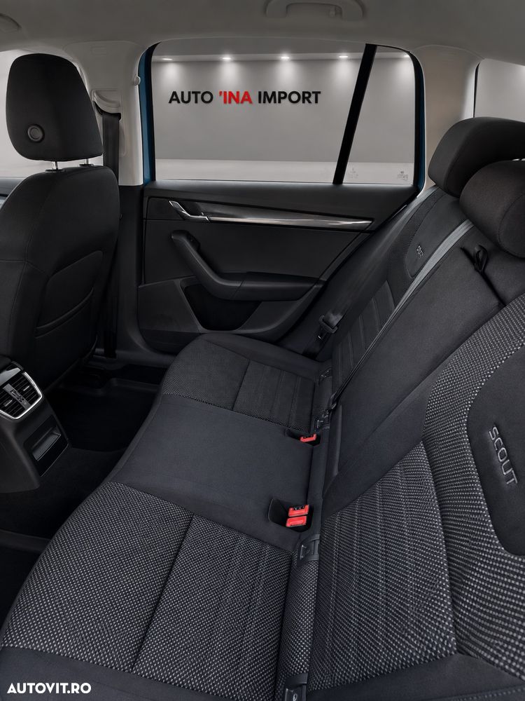 Skoda Octavia 2.0 TDI 4x4 DSG Scout - 6