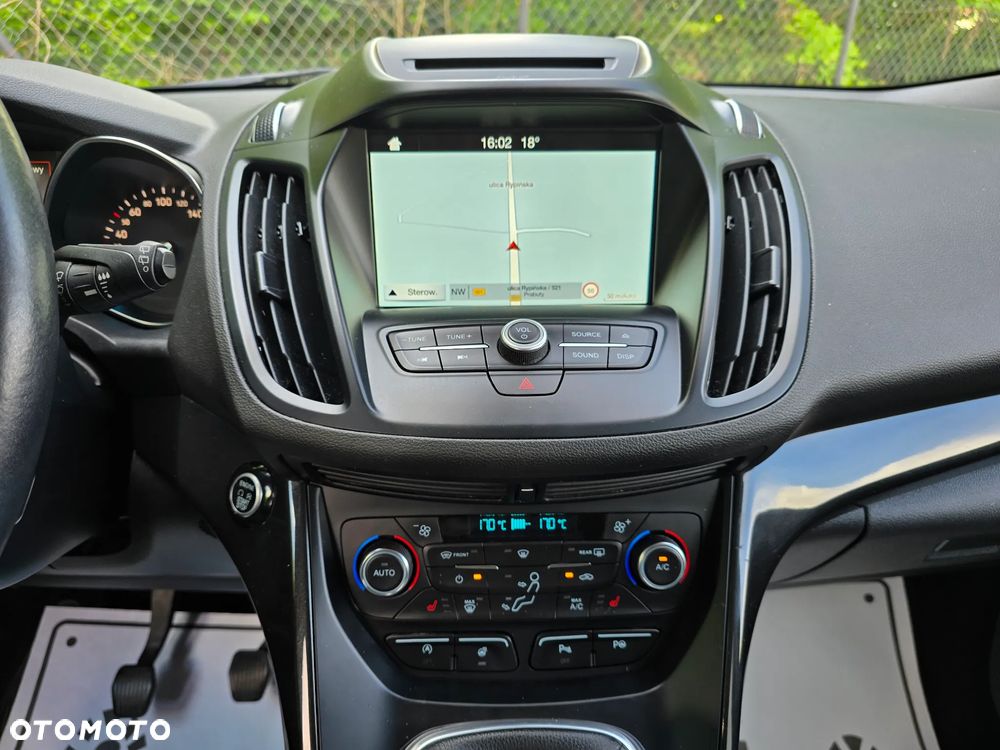 Ford Kuga 2.0 TDCi 4WD Titanium - 27