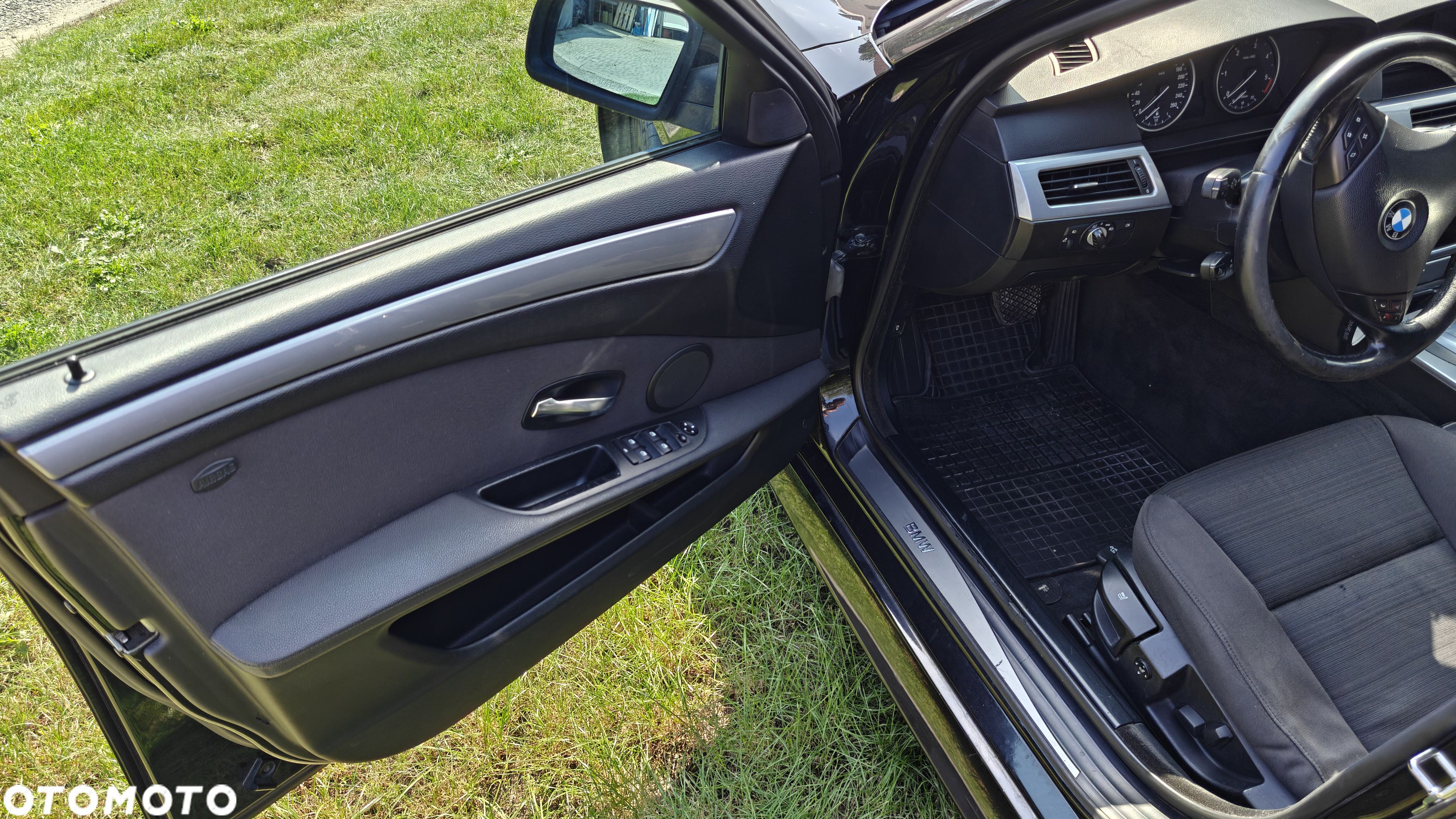 BMW Seria 5 520d Touring - 13
