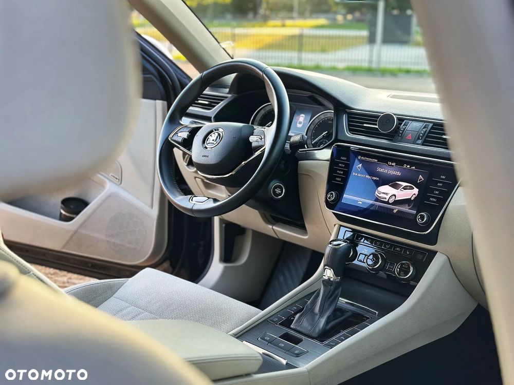 Skoda Superb 2.0 TDI SCR Style DSG - 14