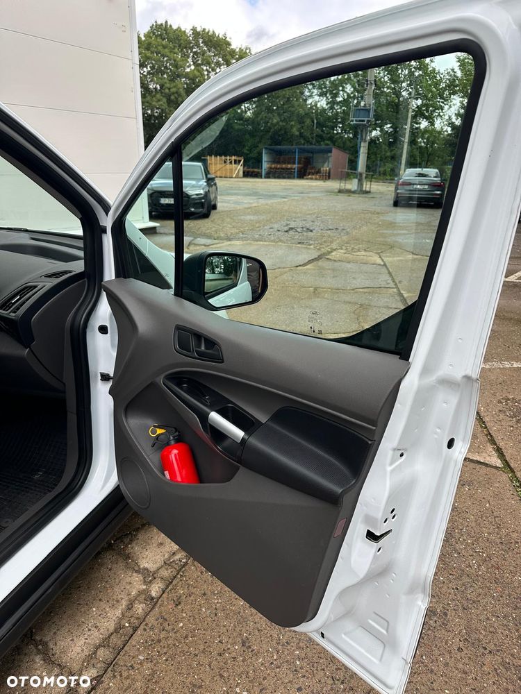 Ford Transit Connect - 10