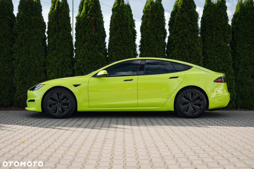 Tesla Model S - 7