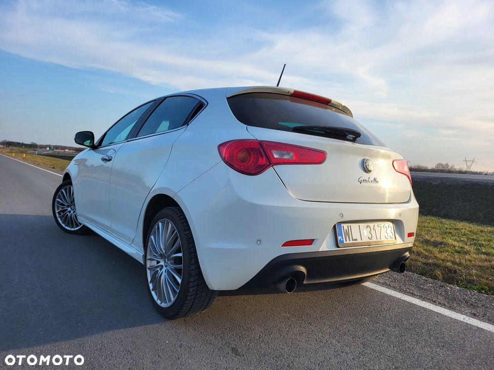 Alfa Romeo Giulietta 2.0 JTDM Exclusive - 2