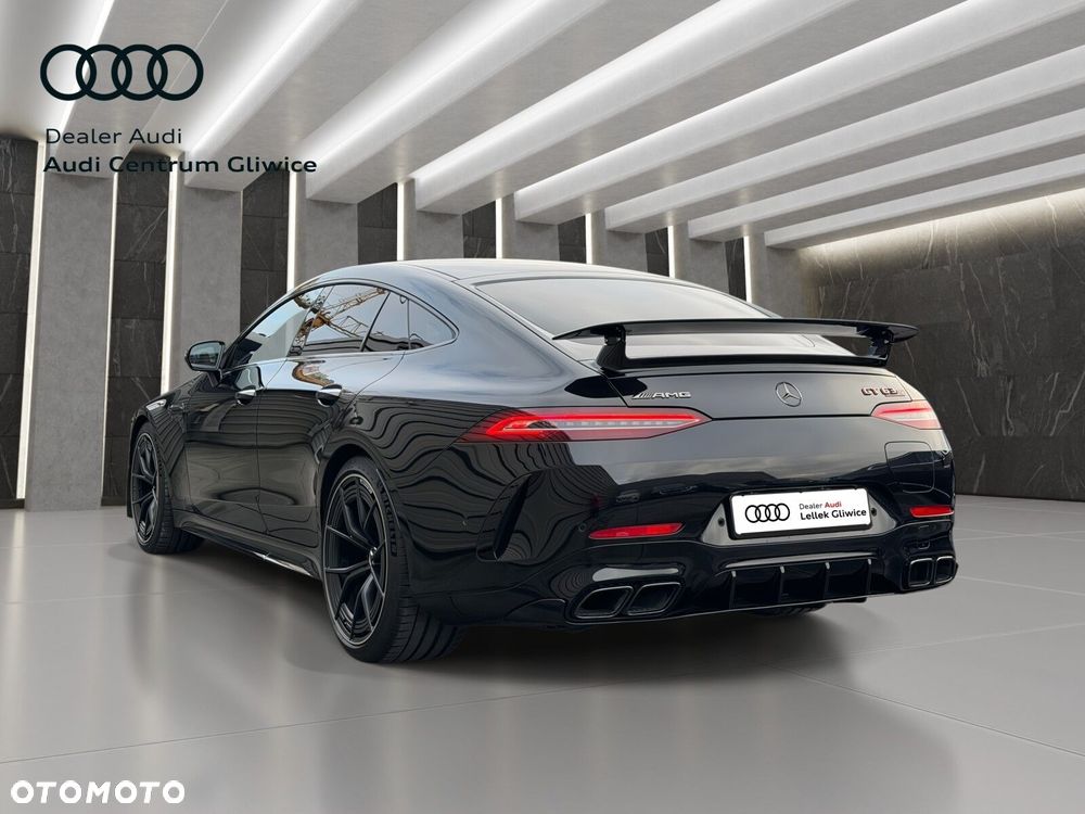 Mercedes-Benz AMG GT - 3