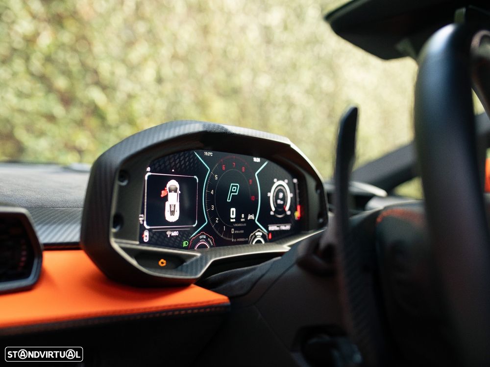 Lamborghini Revuelto Standard - 32