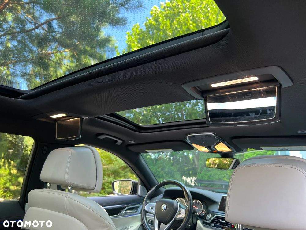 BMW Seria 7 750Li xDrive Edition Exclusive - 38