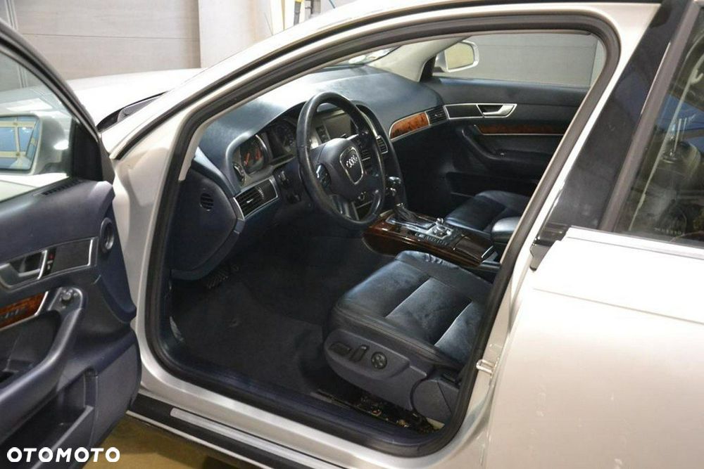Audi A6 Avant - 18