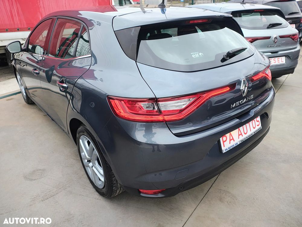 Renault Megane BLUE dCi 115 BUSINESS EDITION - 13