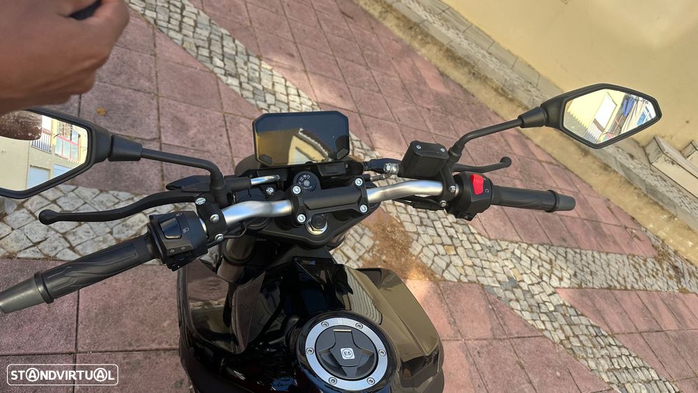 Voge 125R - 3