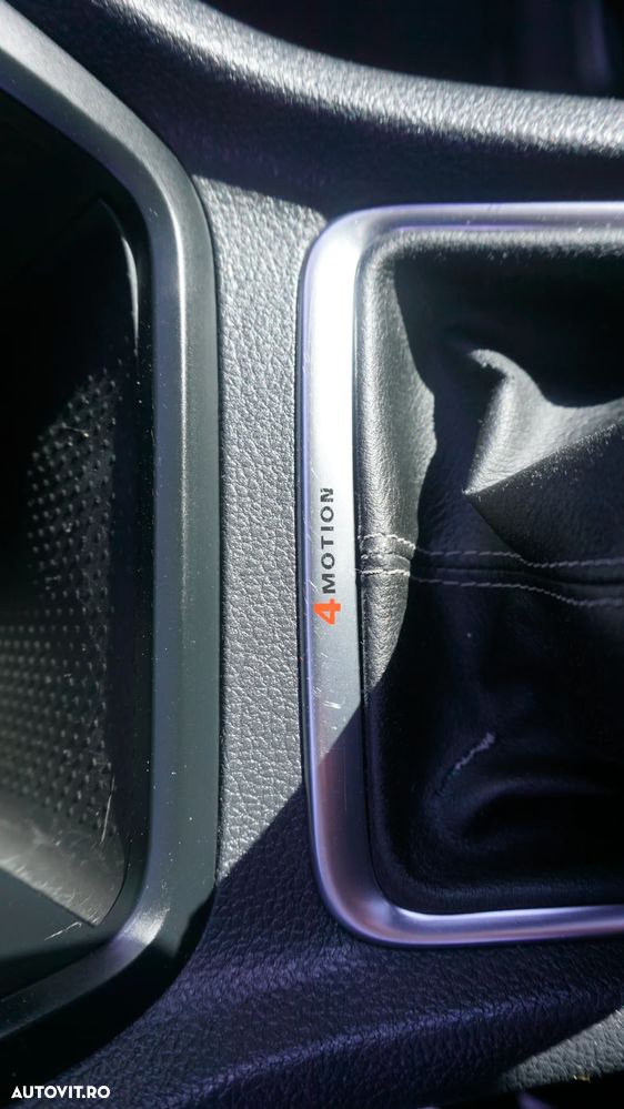 Volkswagen Sharan 2.0 TDI 4MOTION Blue Motion Style - 28