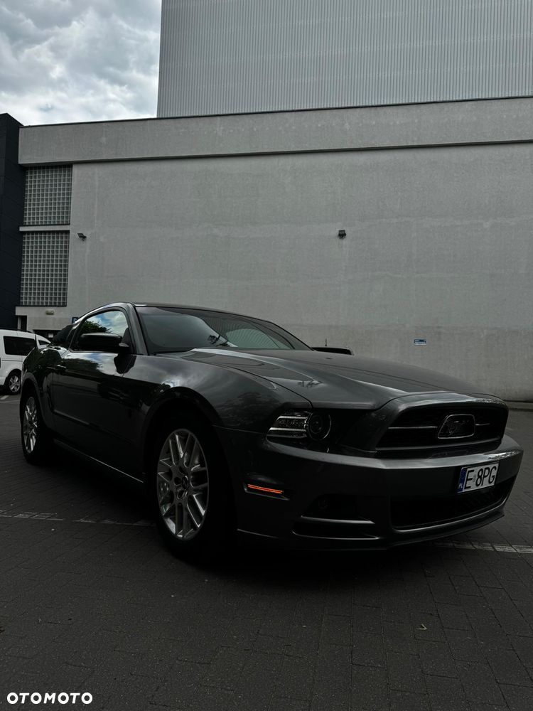 Ford Mustang 3.7 V6 Premium - 8