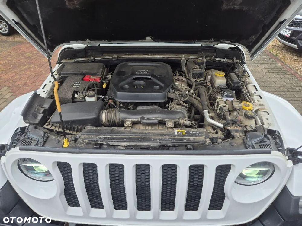 Jeep Wrangler Unlimited GME 2.0 Turbo Sahara - 9