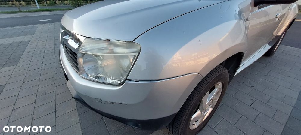 Dacia Duster 1.6 Laureate - 11