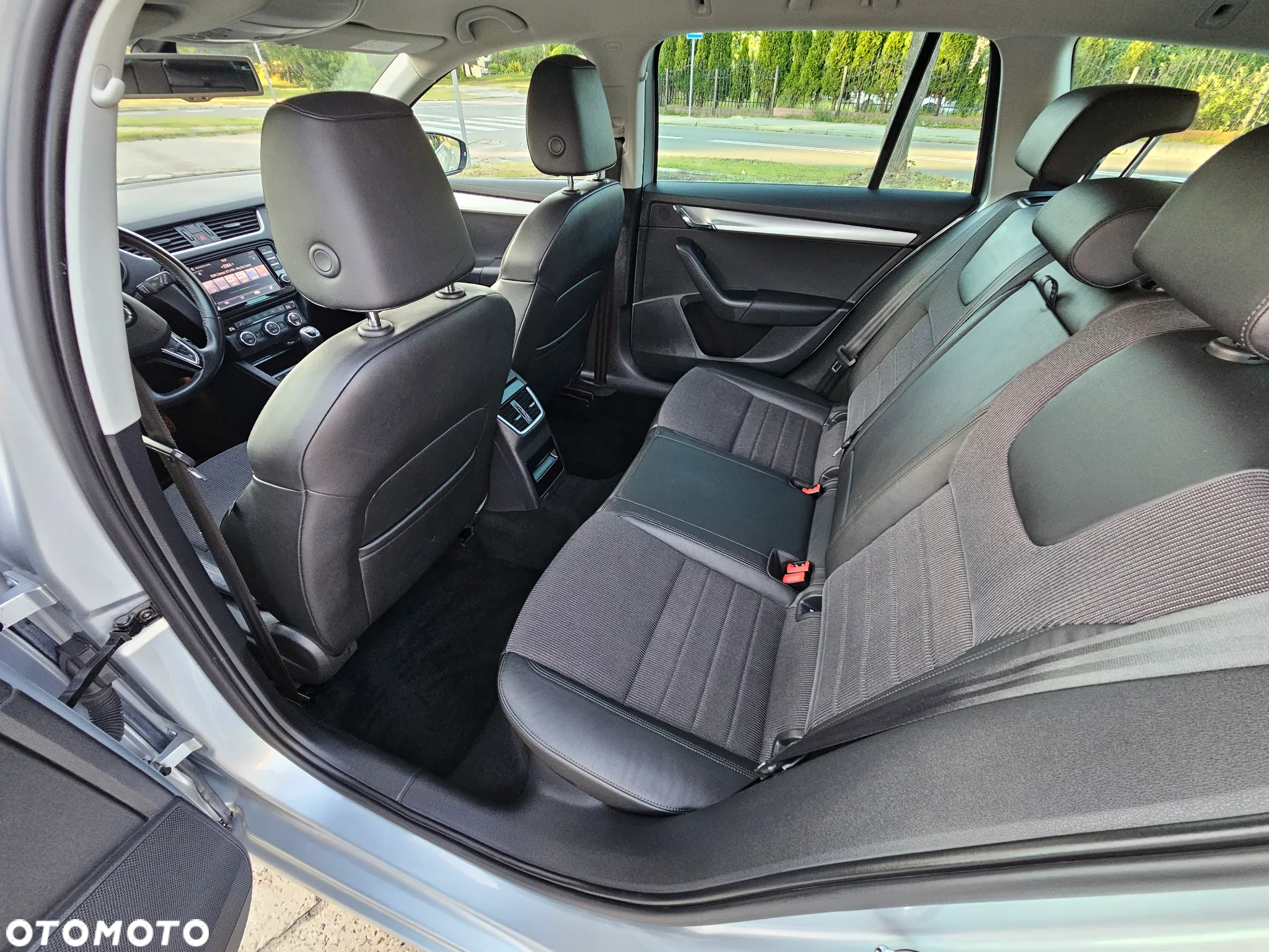 Skoda Octavia 2.0 TDI Elegance - 17