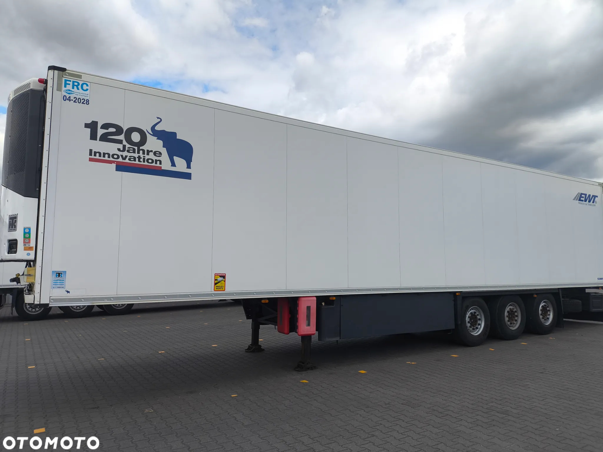 Schmitz Cargobull SKO 24 - 9