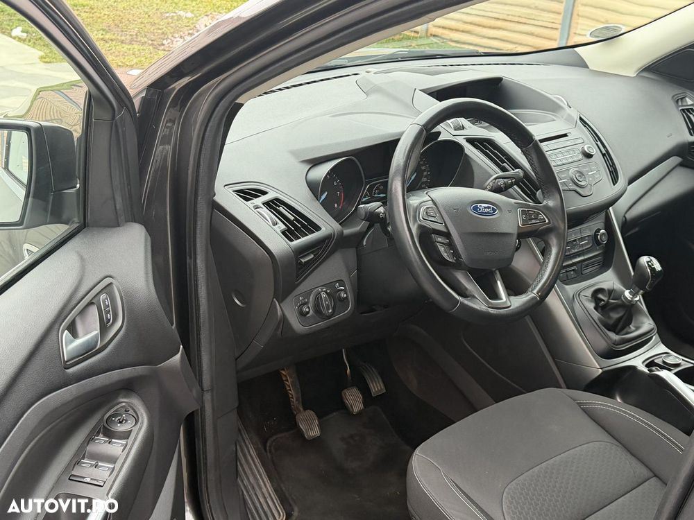 Ford Kuga - 6