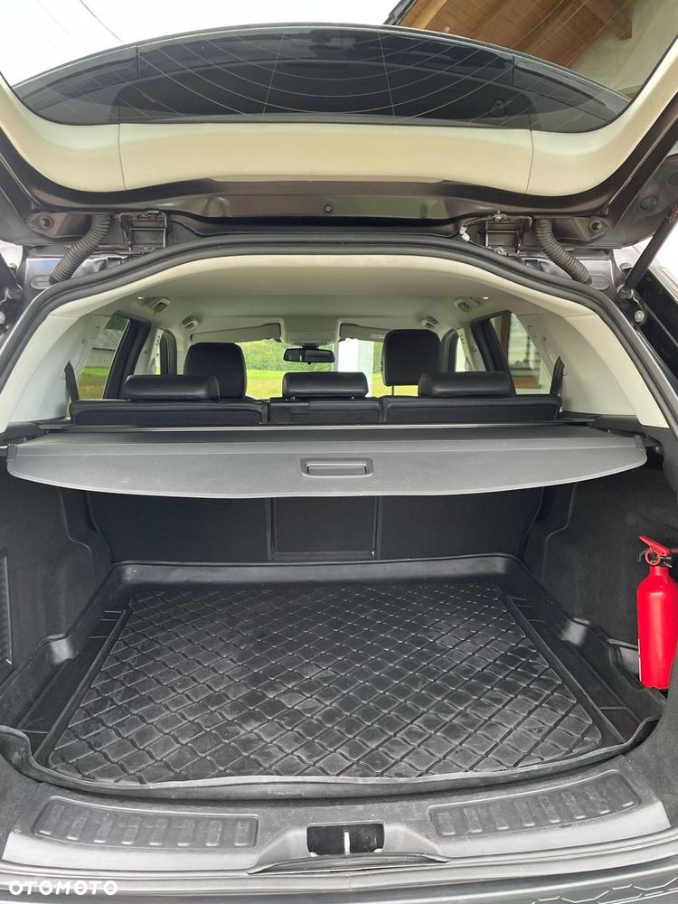 Land Rover Discovery Sport TD4 HSE - 9