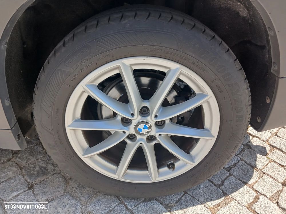BMW X1 16 d sDrive Line Sport - 25