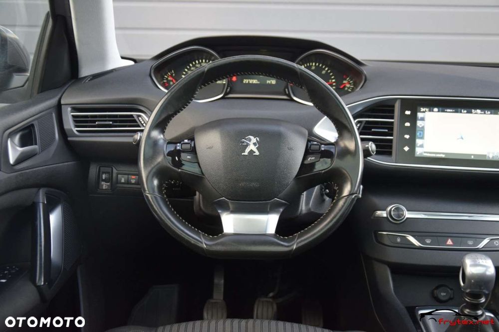 Peugeot 308 - 30