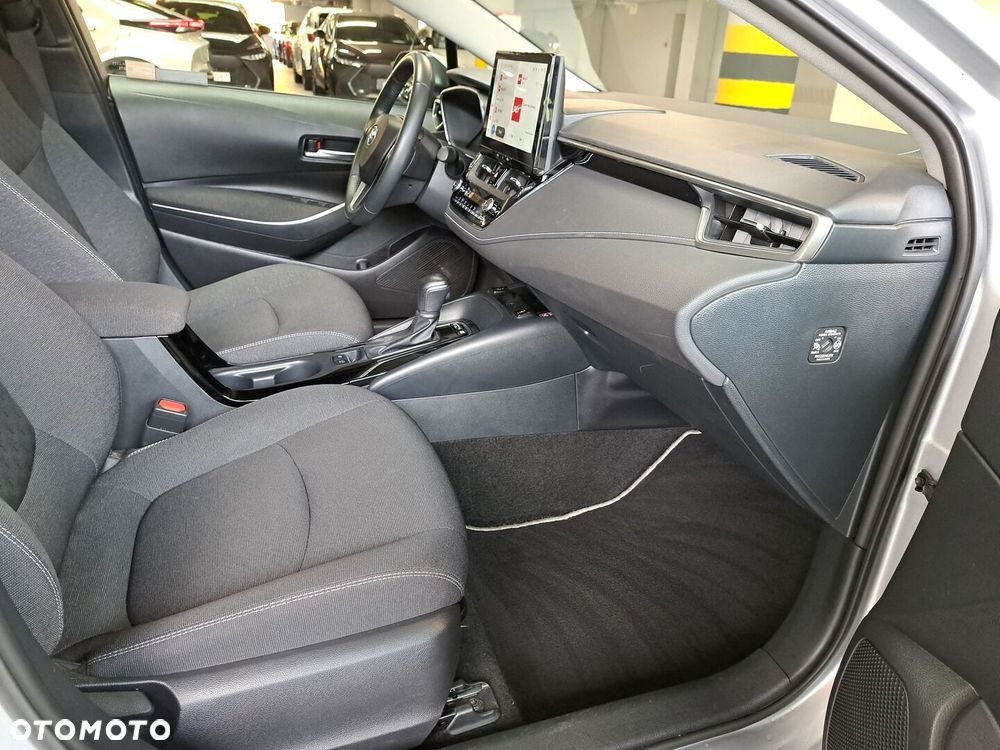 Toyota Corolla 1.8 Hybrid Comfort - 12