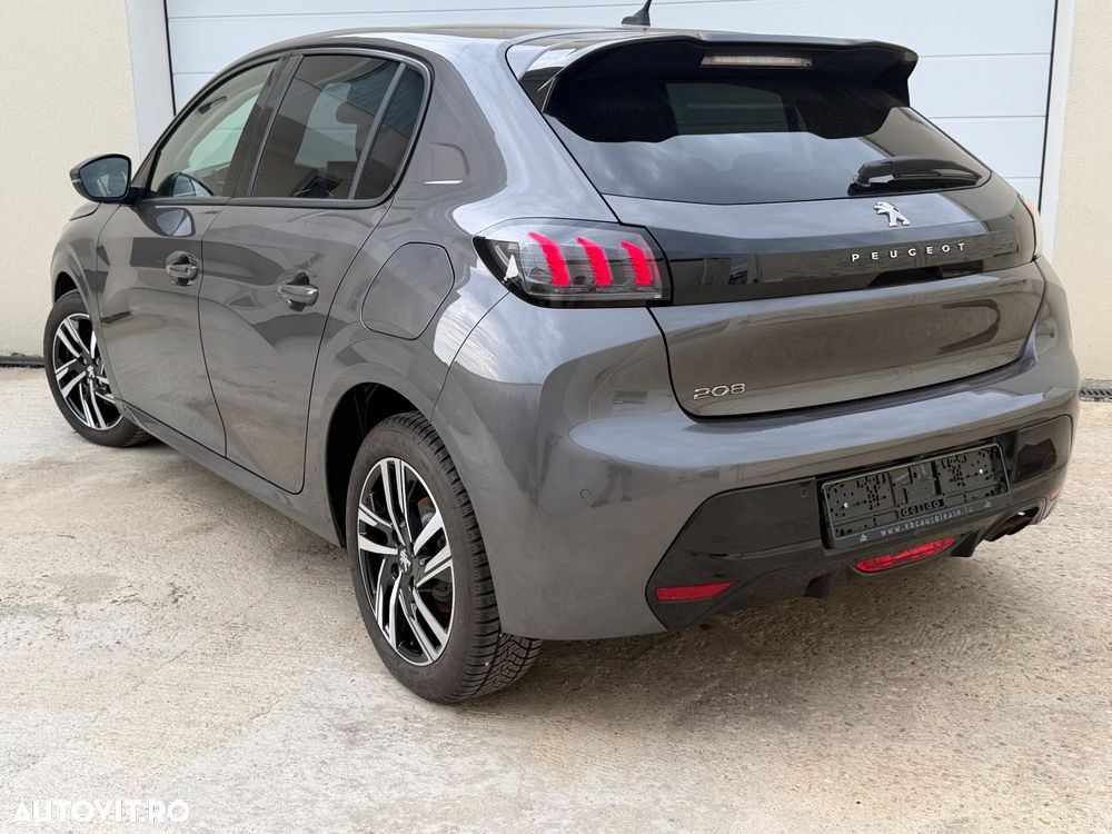 Peugeot 208 1.2 L PureTech STT EAT8 GT Pack - 7