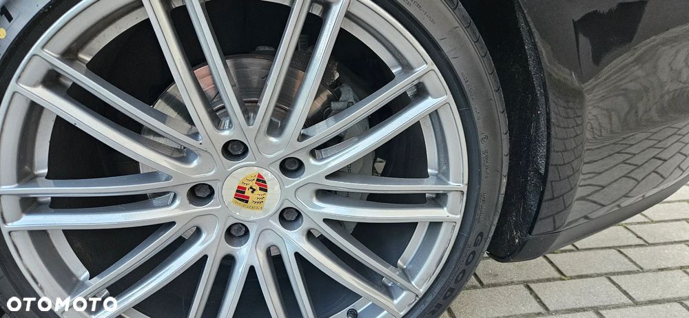 Porsche Panamera 4S Diesel - 35