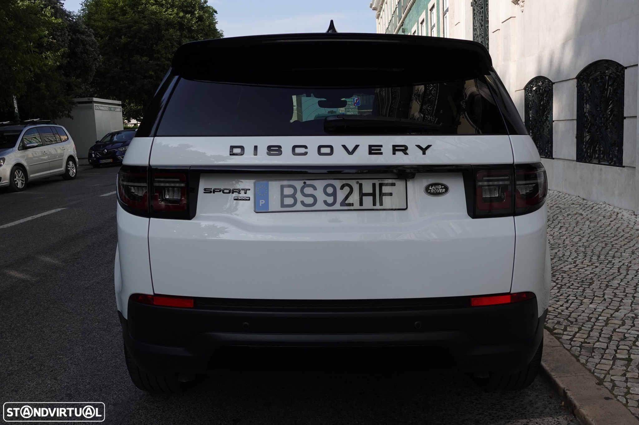 Land Rover Discovery Sport 1.5 I3 P300e AWD R-Dynamic SE - 45