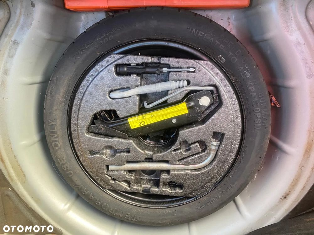 Volkswagen Golf 1.9 TDI Trendline DSG - 33