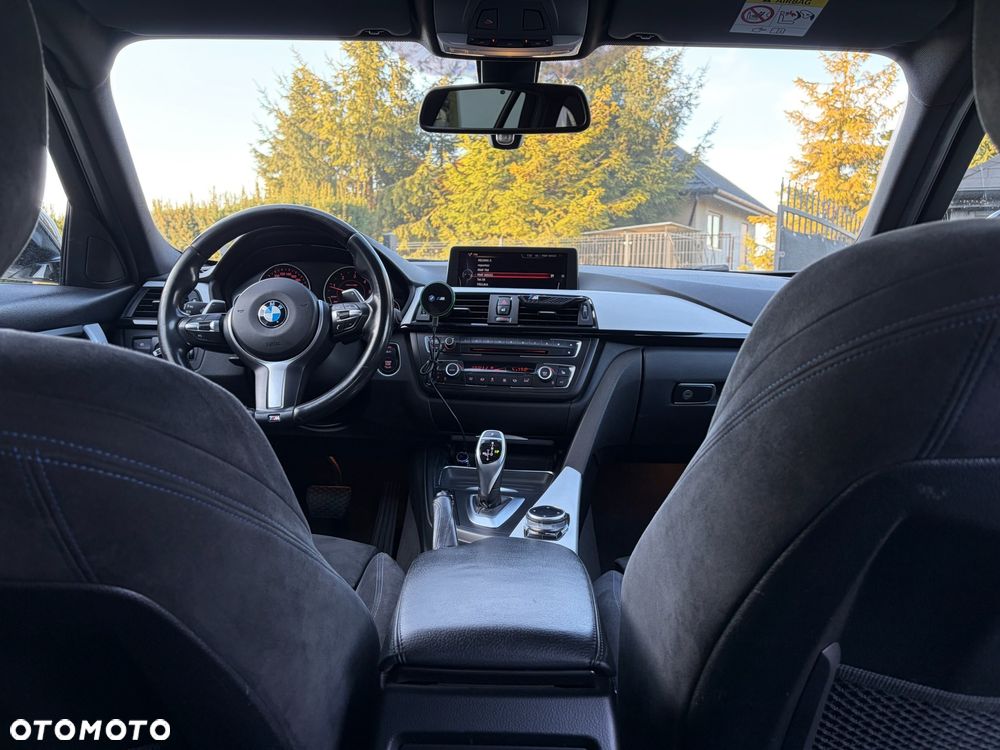 BMW Seria 3 320d xDrive - 16