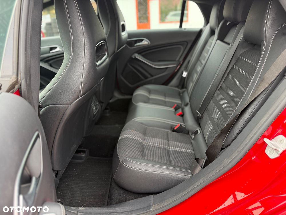 Mercedes-Benz CLA 200 d Urban - 7