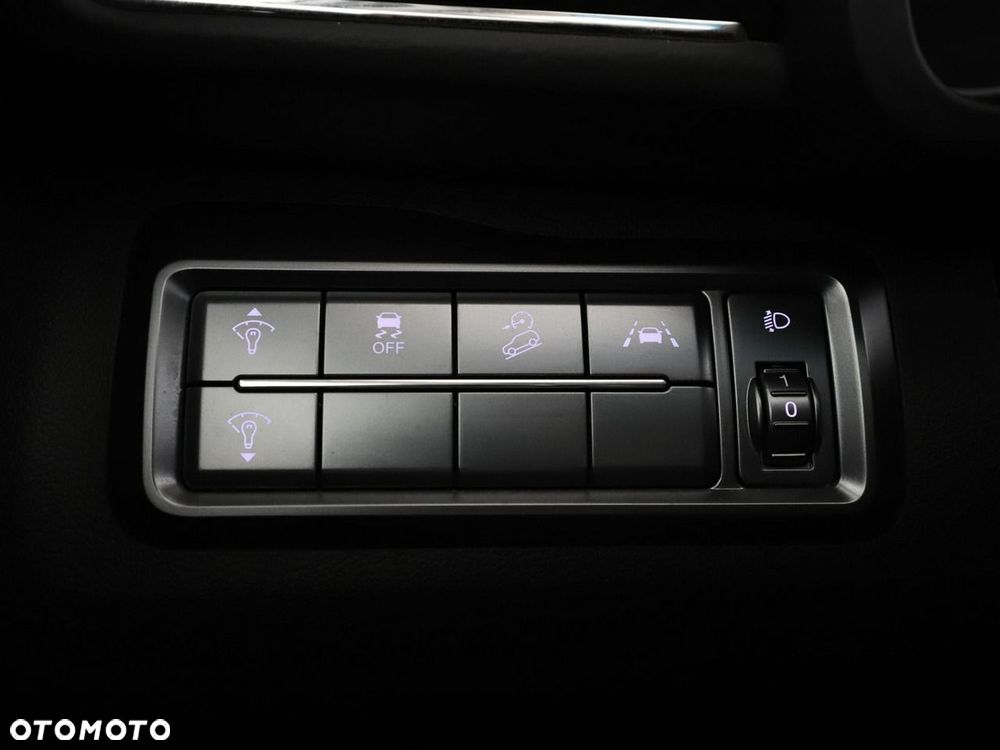 SsangYong/KGM Tivoli 1.5 T-GDi 2WD Automatik Black - 34