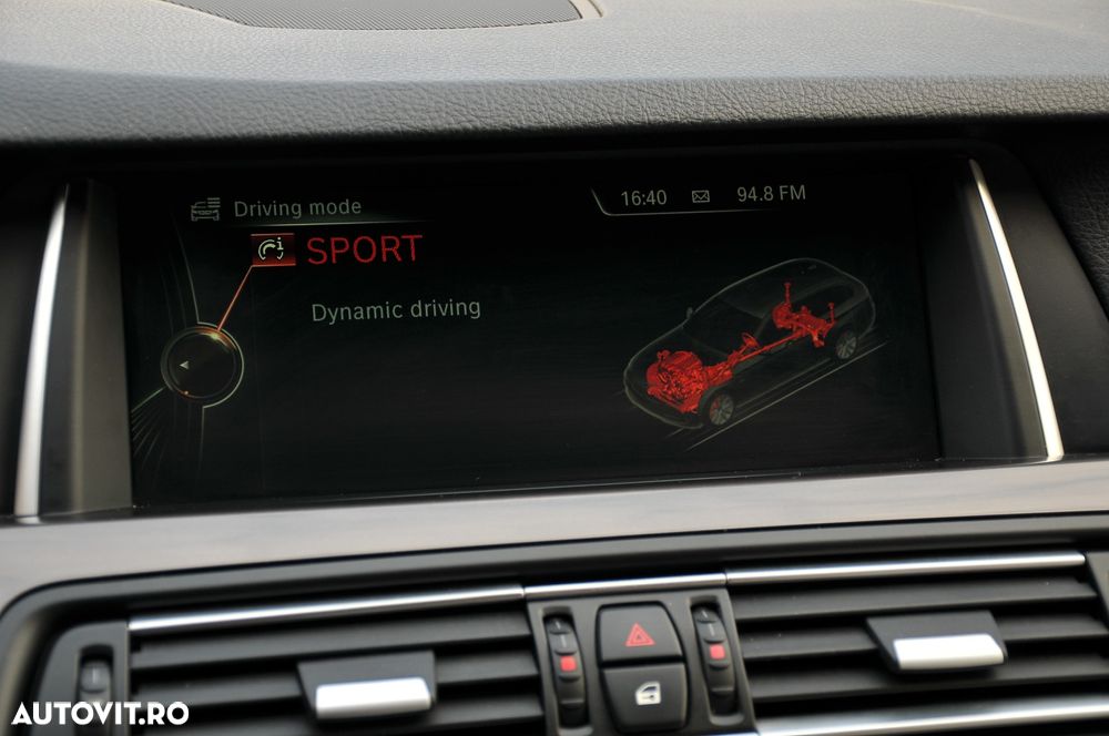 BMW Seria 5 525d xDrive Sport-Aut. Modern Line - 19