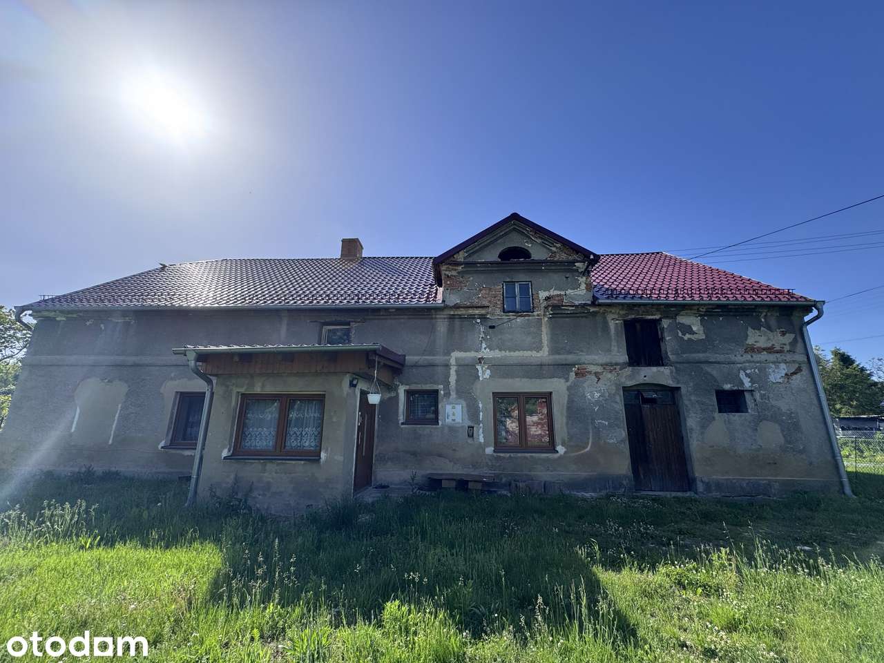 Wolnostojący dom z dużym potencjałem i  działką 640 m² w wsi - Pełny obrazek: 2/19