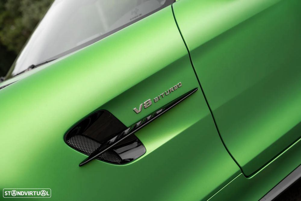 Mercedes-Benz AMG GT R - 9