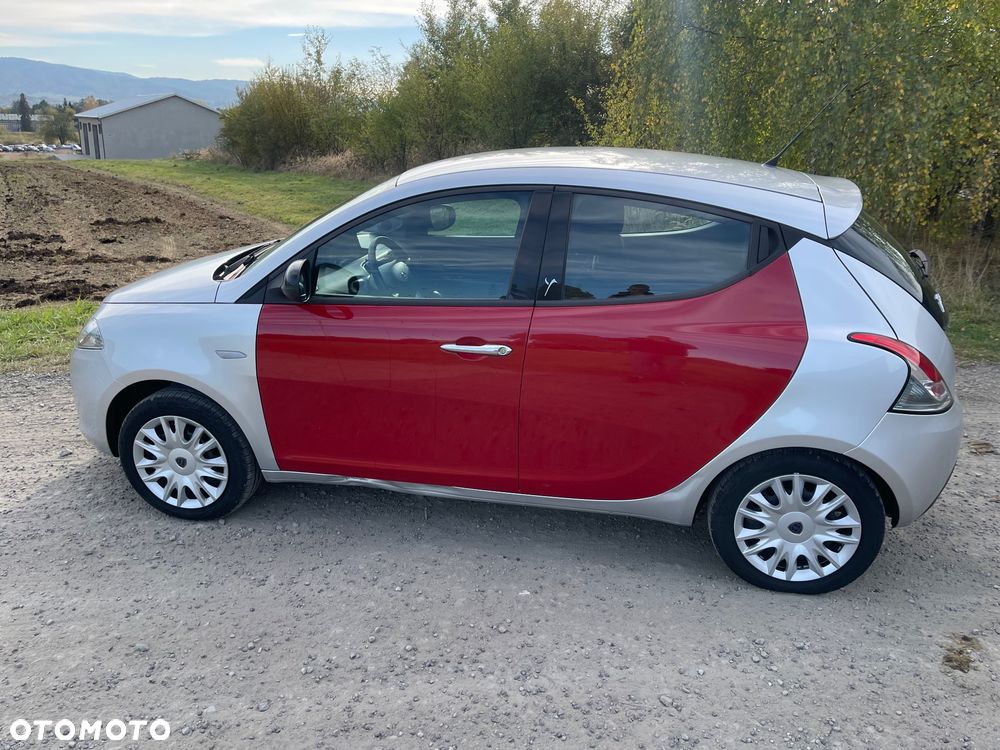 Lancia Ypsilon Y 1.2 8v Platinum - 8