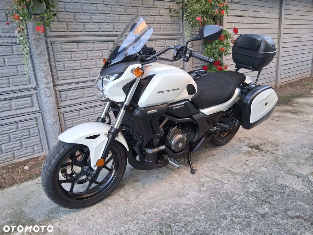 Honda CTX - 3