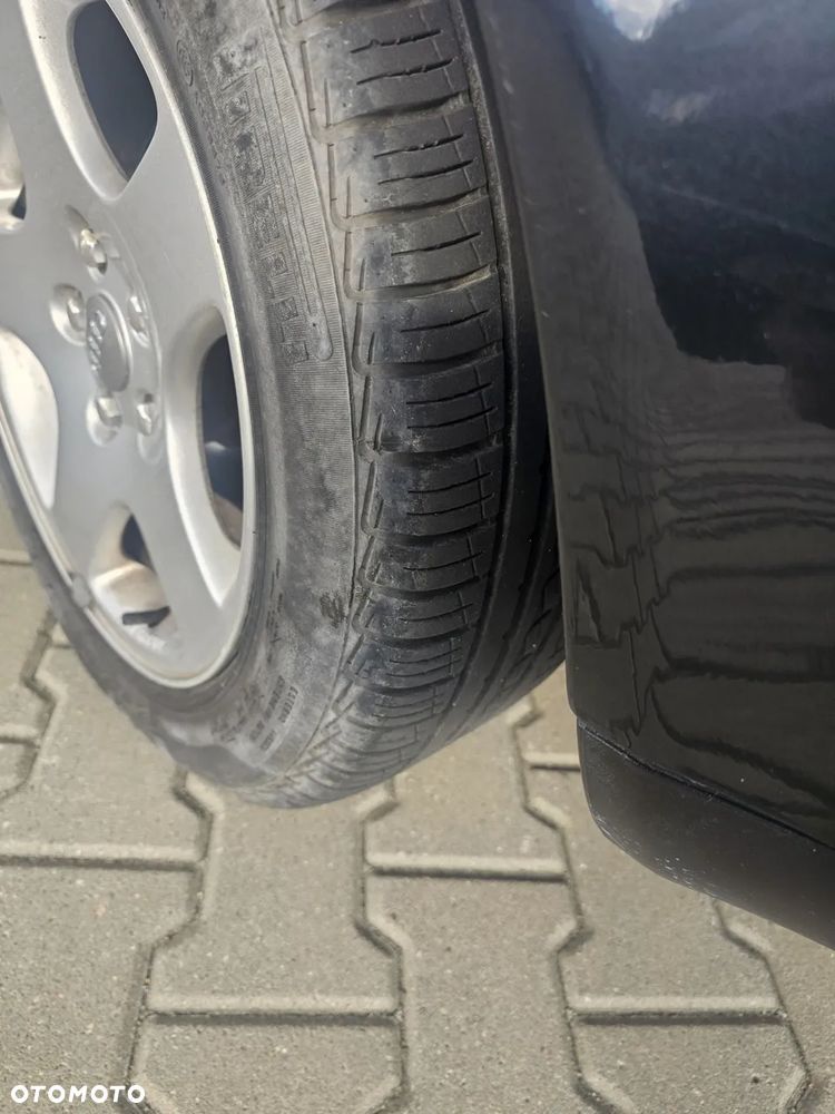 Audi A4 Limousine - 12