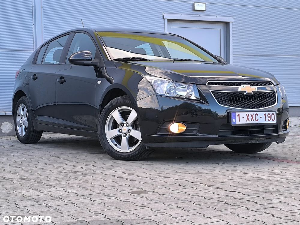 Chevrolet Cruze 1.6 LS - 1