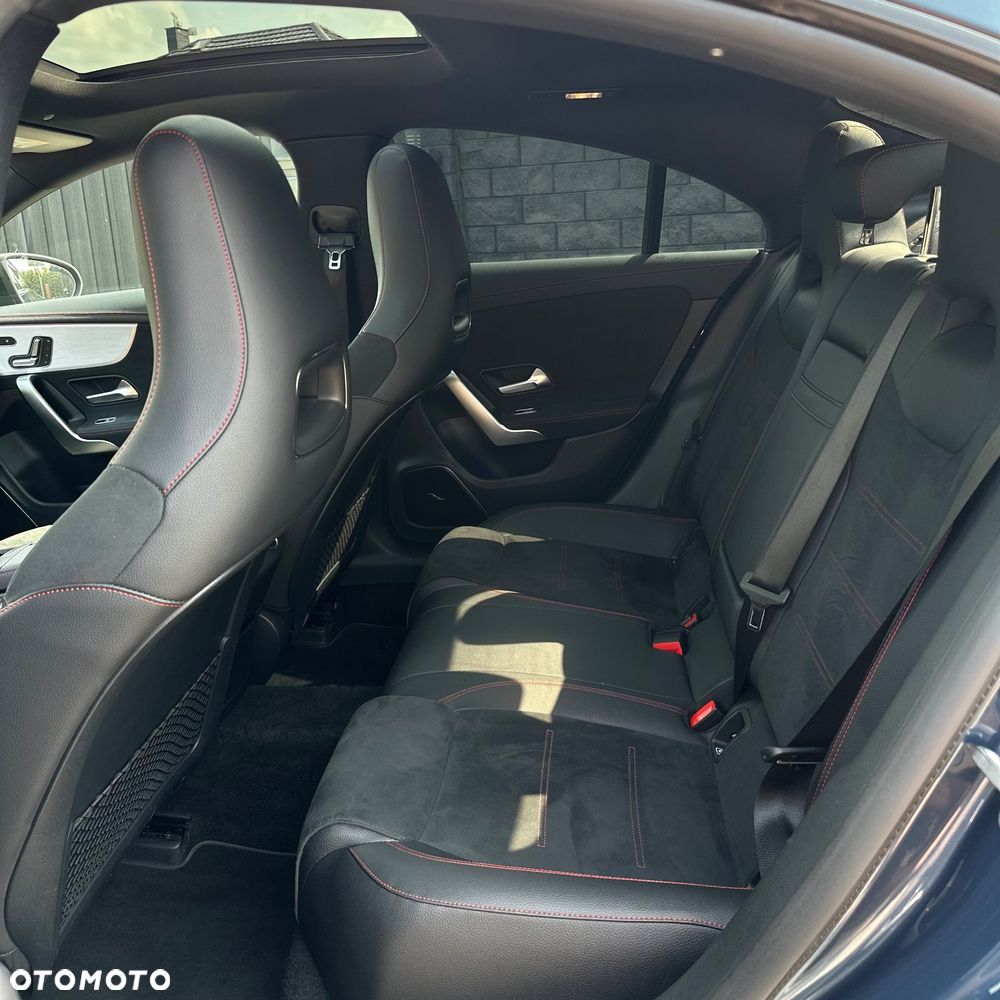Mercedes-Benz CLA - 30