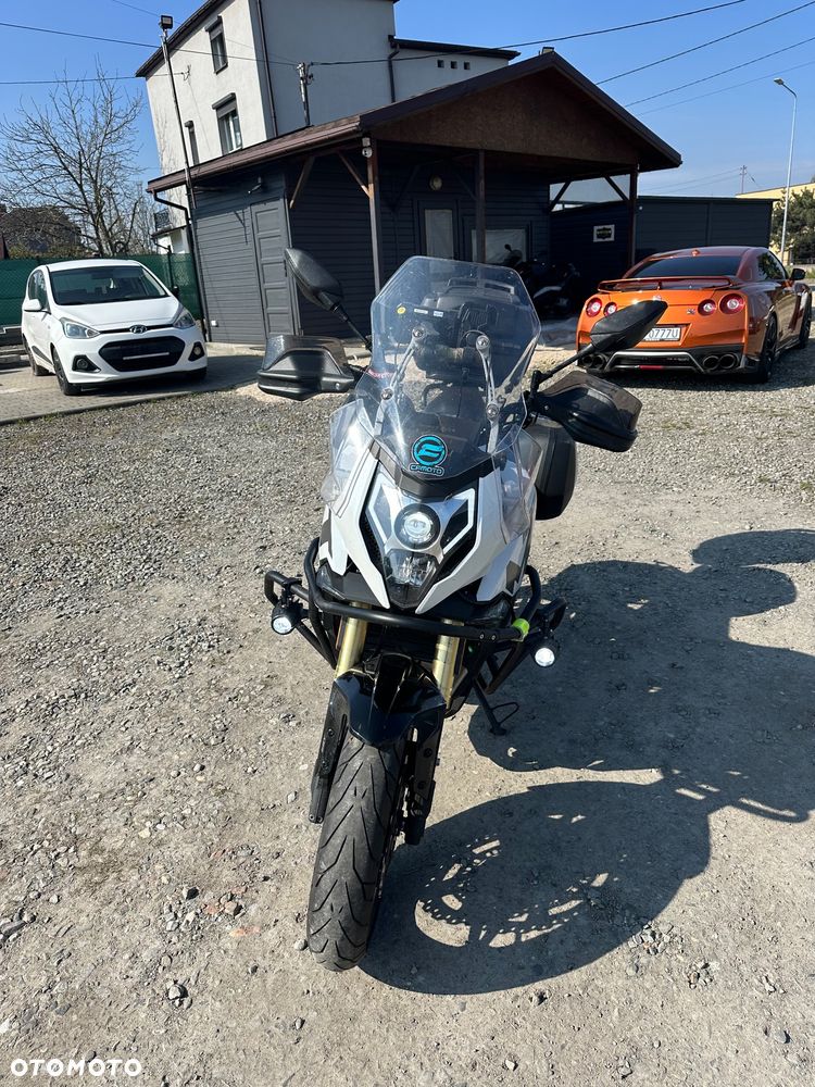 CFMoto 650 MT - 7