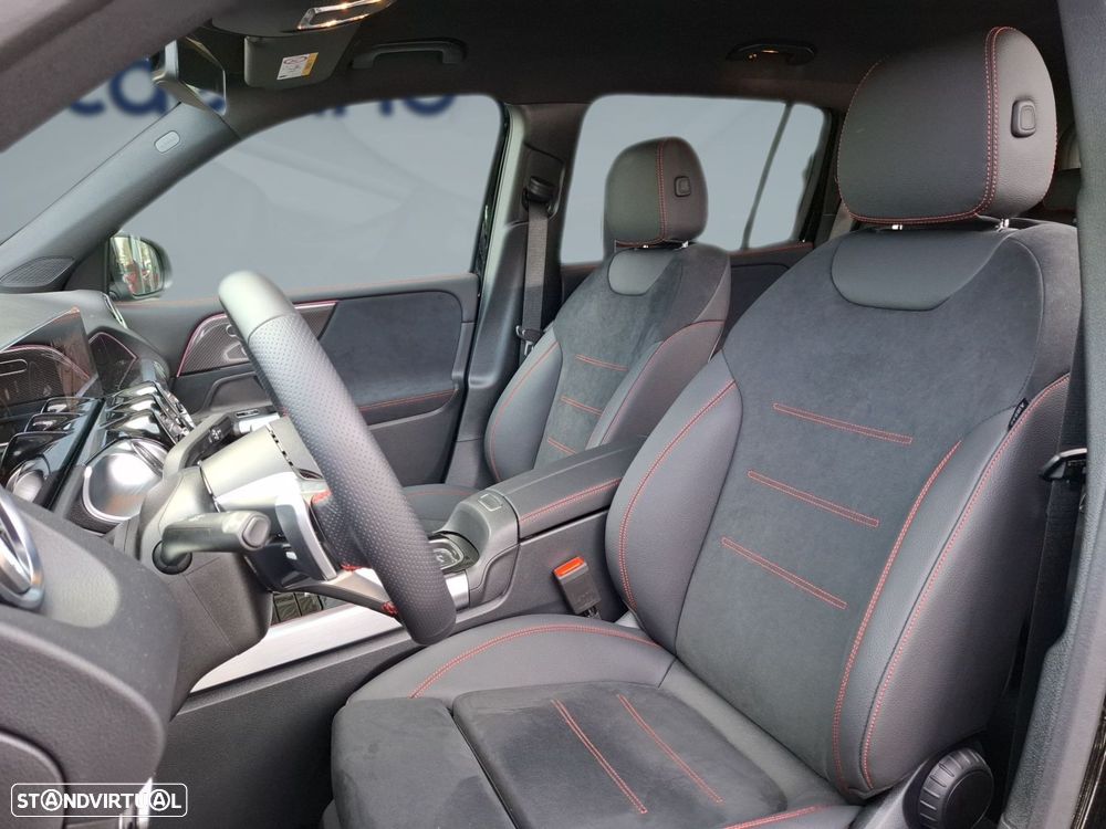 Mercedes-Benz glb-180 d AMG Line - 11