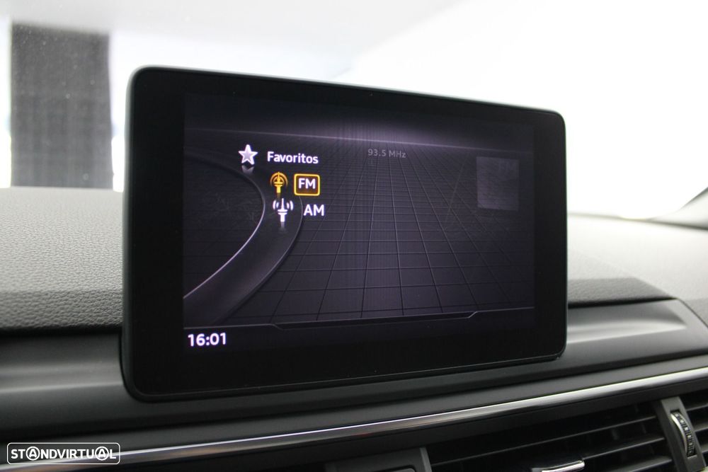 Audi A4 Avant 2.0 TDI S tronic - 20